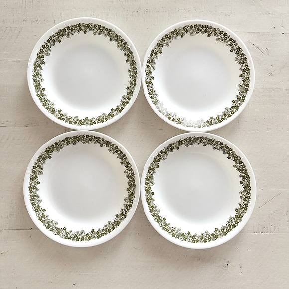 VINTAGE Pyrex Spring Blossom Saucer Plates x 4 - Picture 1 of 4